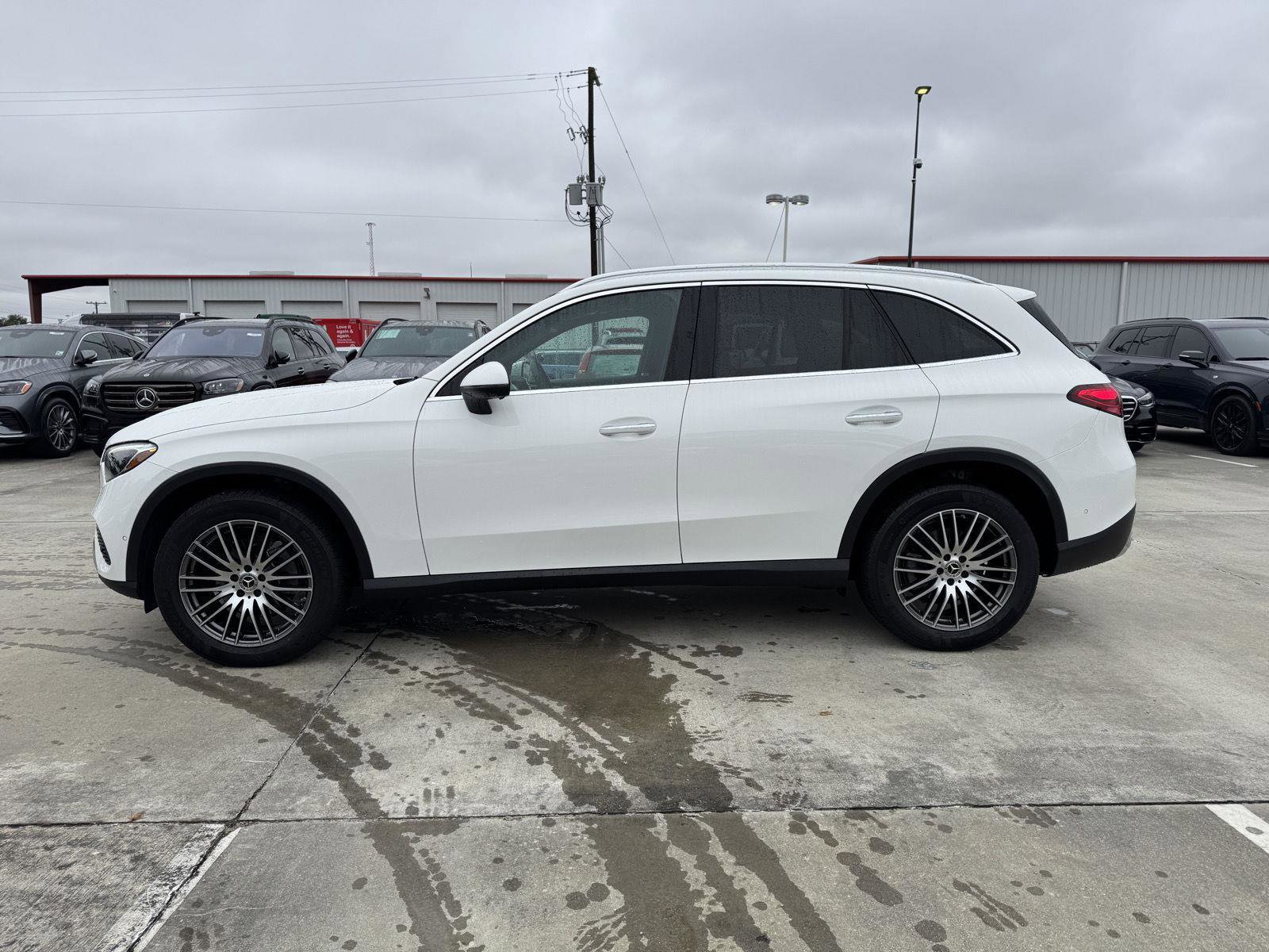 Certified 2025 Mercedes-Benz GLC 300 image 18