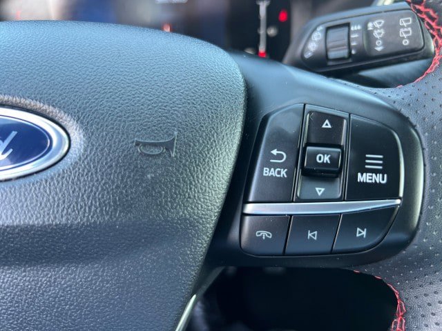 Certified 2024 Ford Escape ST-Line AWD/4WD image 17