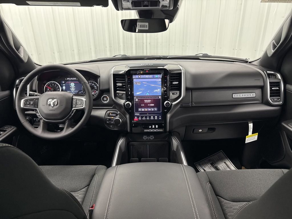 New 2026 RAM 1500 4x4 Crew Cab image 15