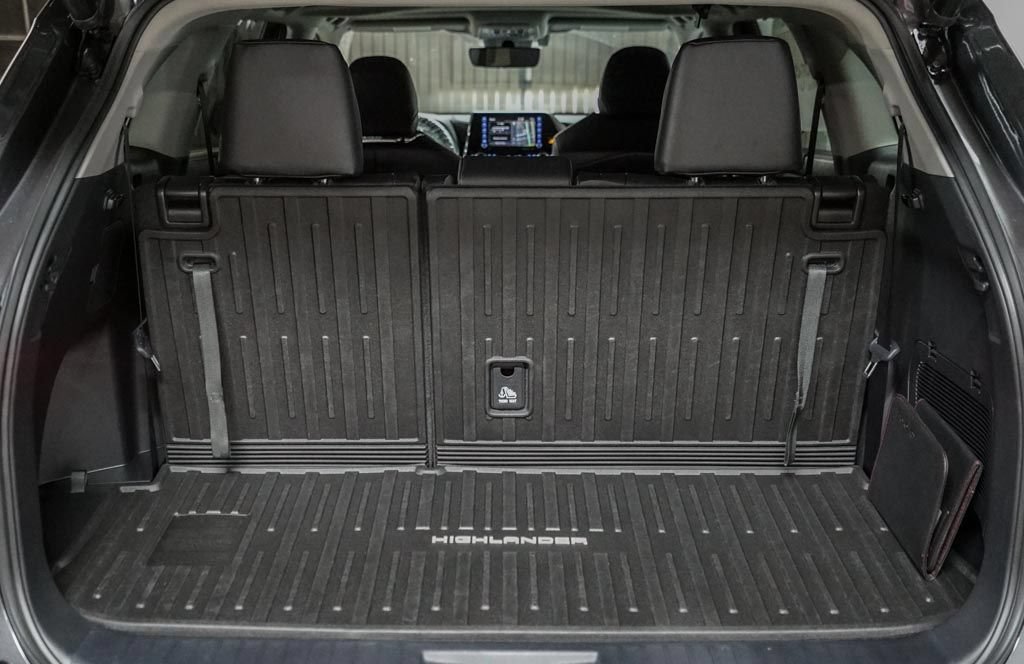 New 2026 Toyota Highlander XLE AWD/4WD image 17
