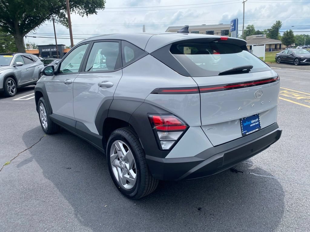Certified 2024 Hyundai Kona SE AWD/4WD image 8