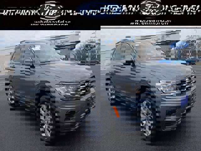 Used 2019 Volkswagen Tiguan SE w/ Panoramic Sunroof Package image 1