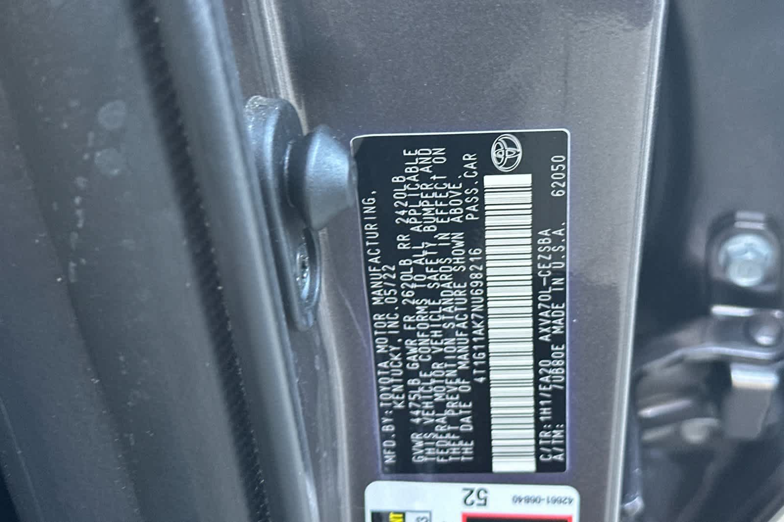 Used 2022 Toyota Camry SE w/ Carpet Mat Package (TMS) FWD image 25