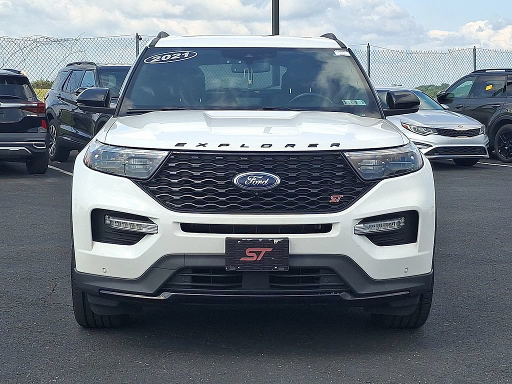 Used 2021 Ford Explorer ST w/ Equipment Group 401A AWD/4WD image 2