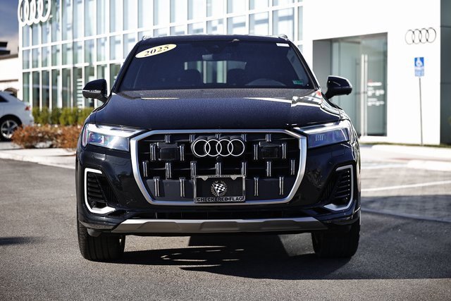 Used 2025 Audi Q7 3.0T Premium Plus image 13