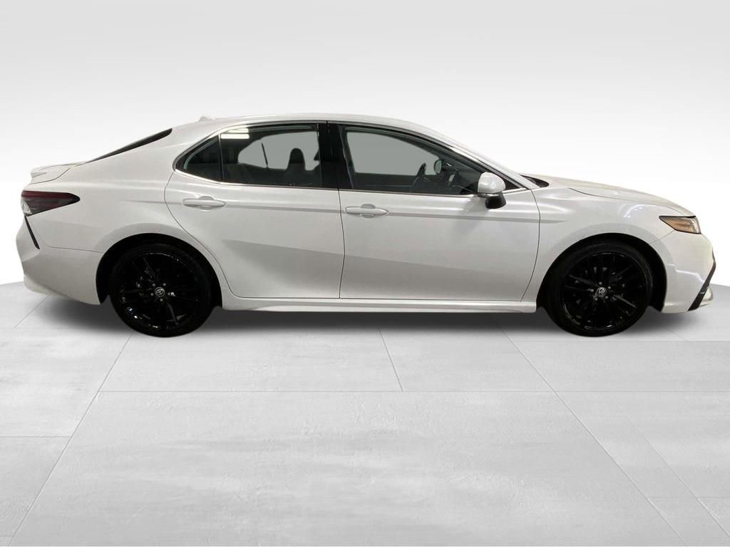 Used 2023 Toyota Camry XSE image 2