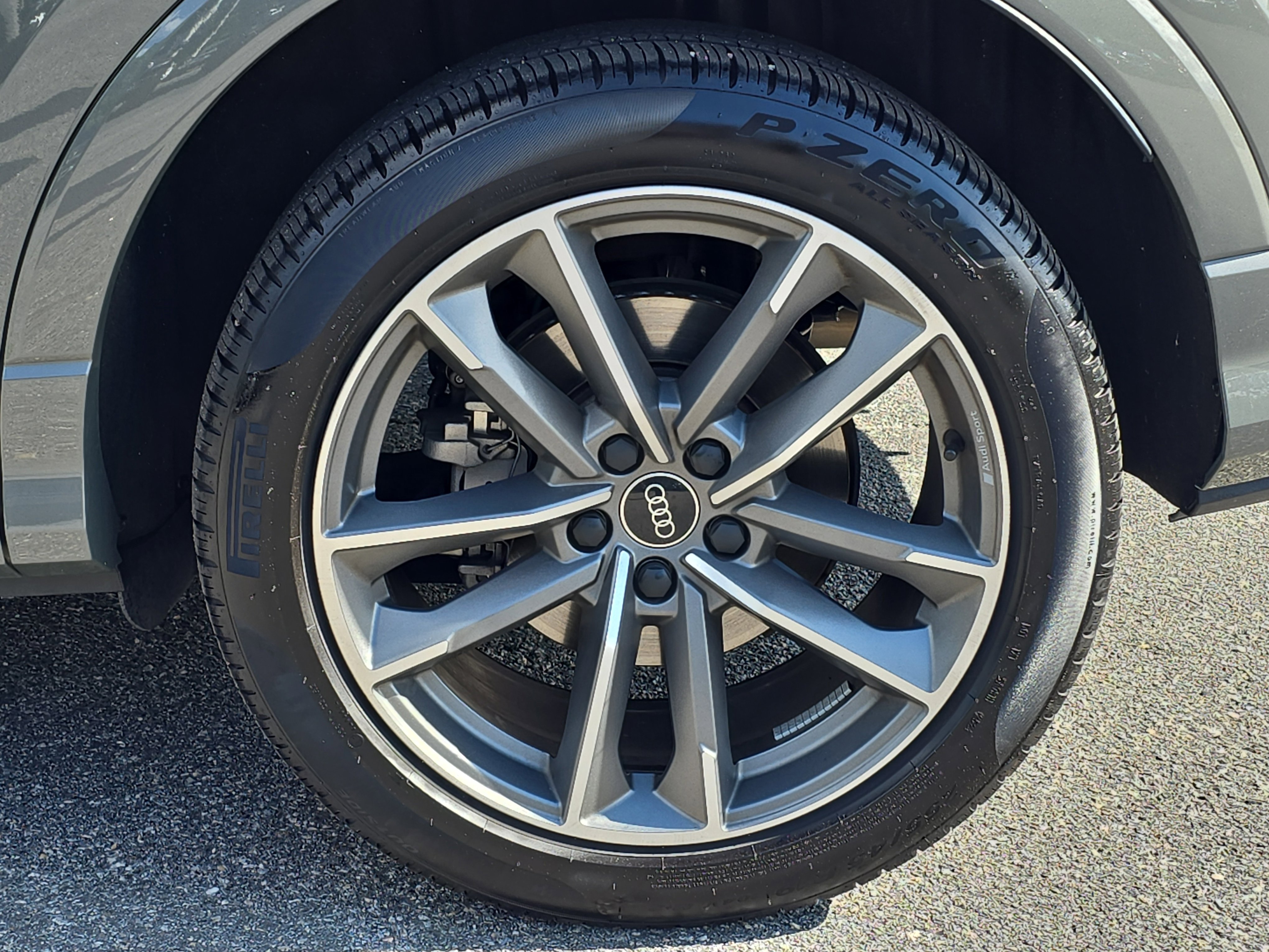 Used 2024 Audi Q3 2.0T Premium Plus AWD/4WD image 33