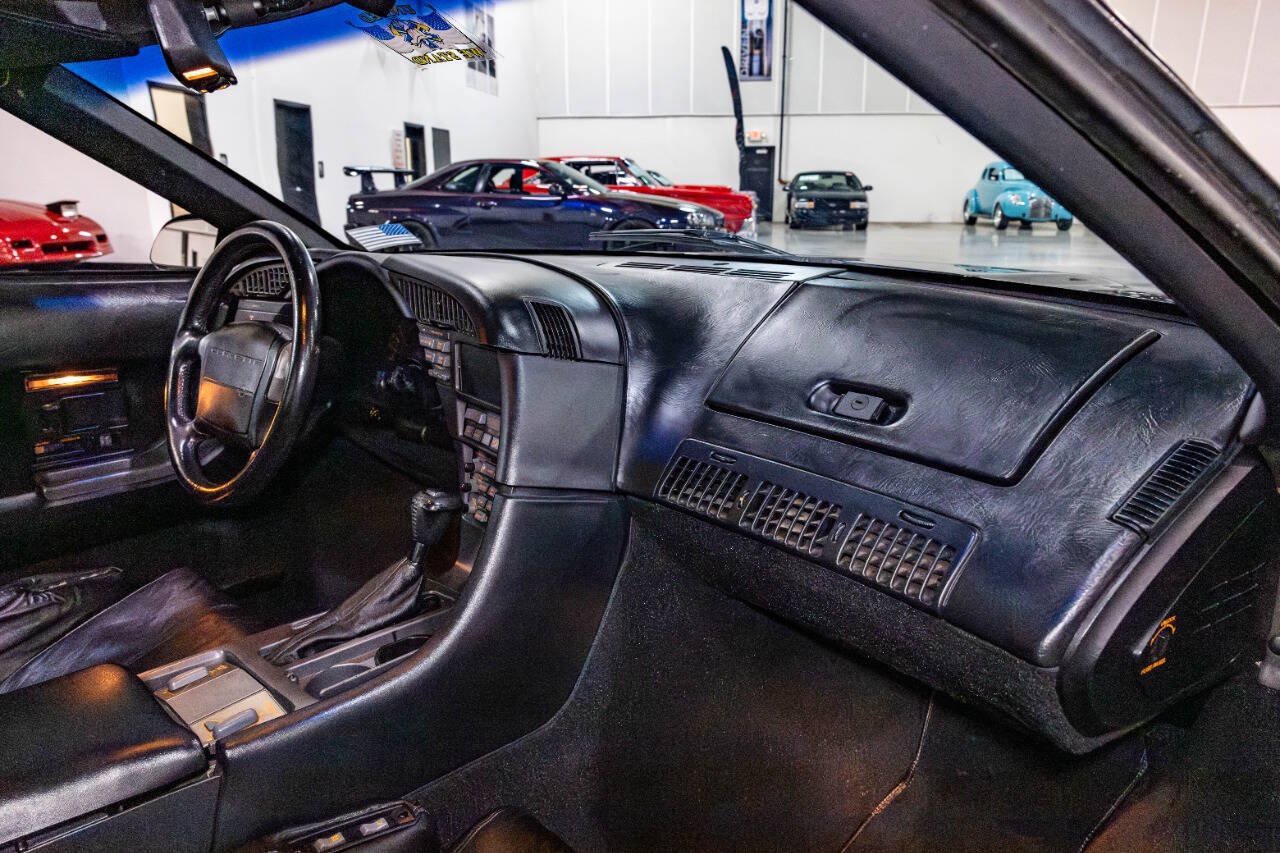 Used 1990 Chevrolet Corvette Coupe RWD image 39