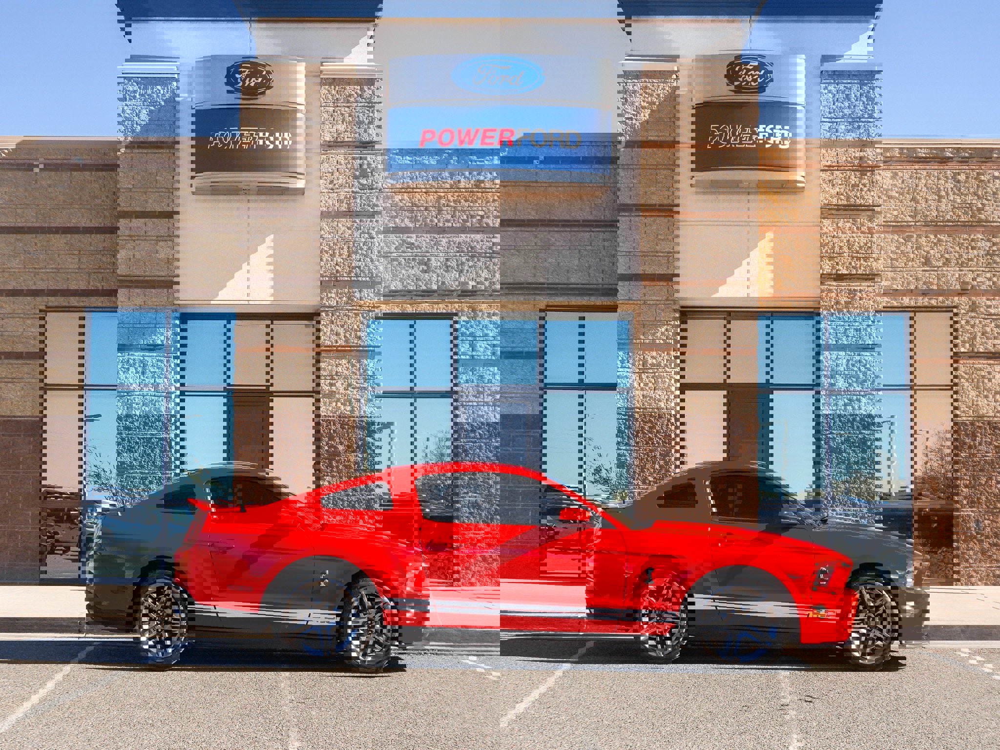 Used 2011 Ford Mustang Shelby GT500 w/ Electronics Pkg image 5