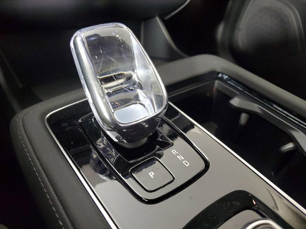 New 2026 Volvo XC90 T8 Ultra w/ Lounge Package image 31