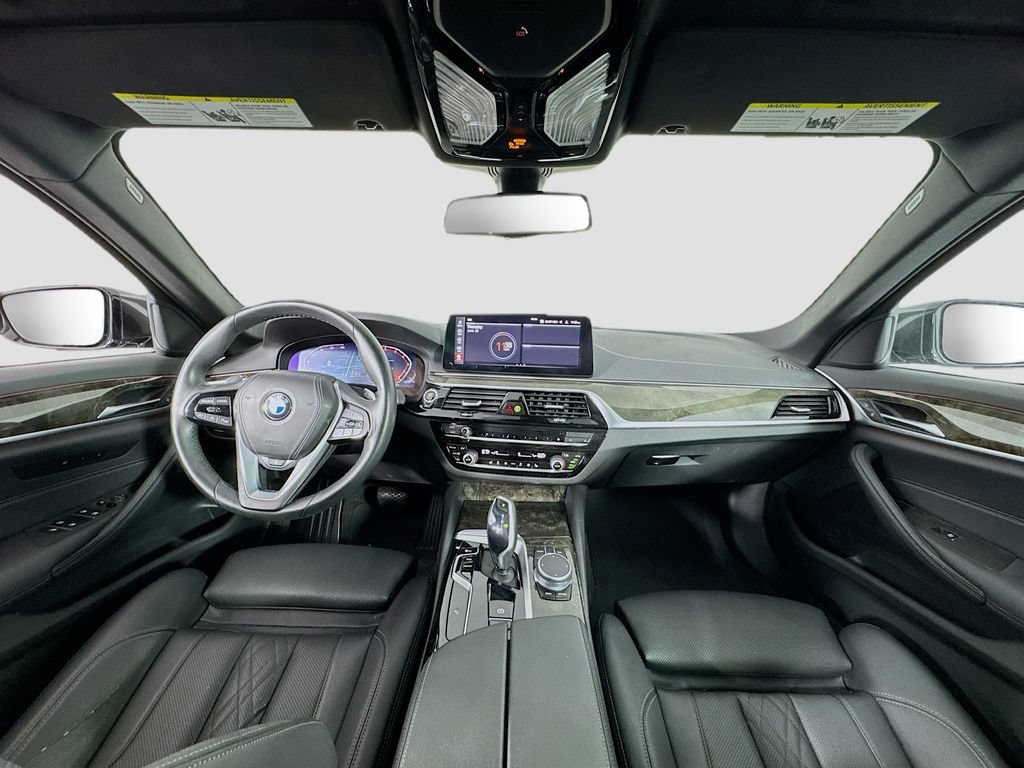 Used 2022 BMW 530i xDrive w/ Convenience Package AWD/4WD image 14