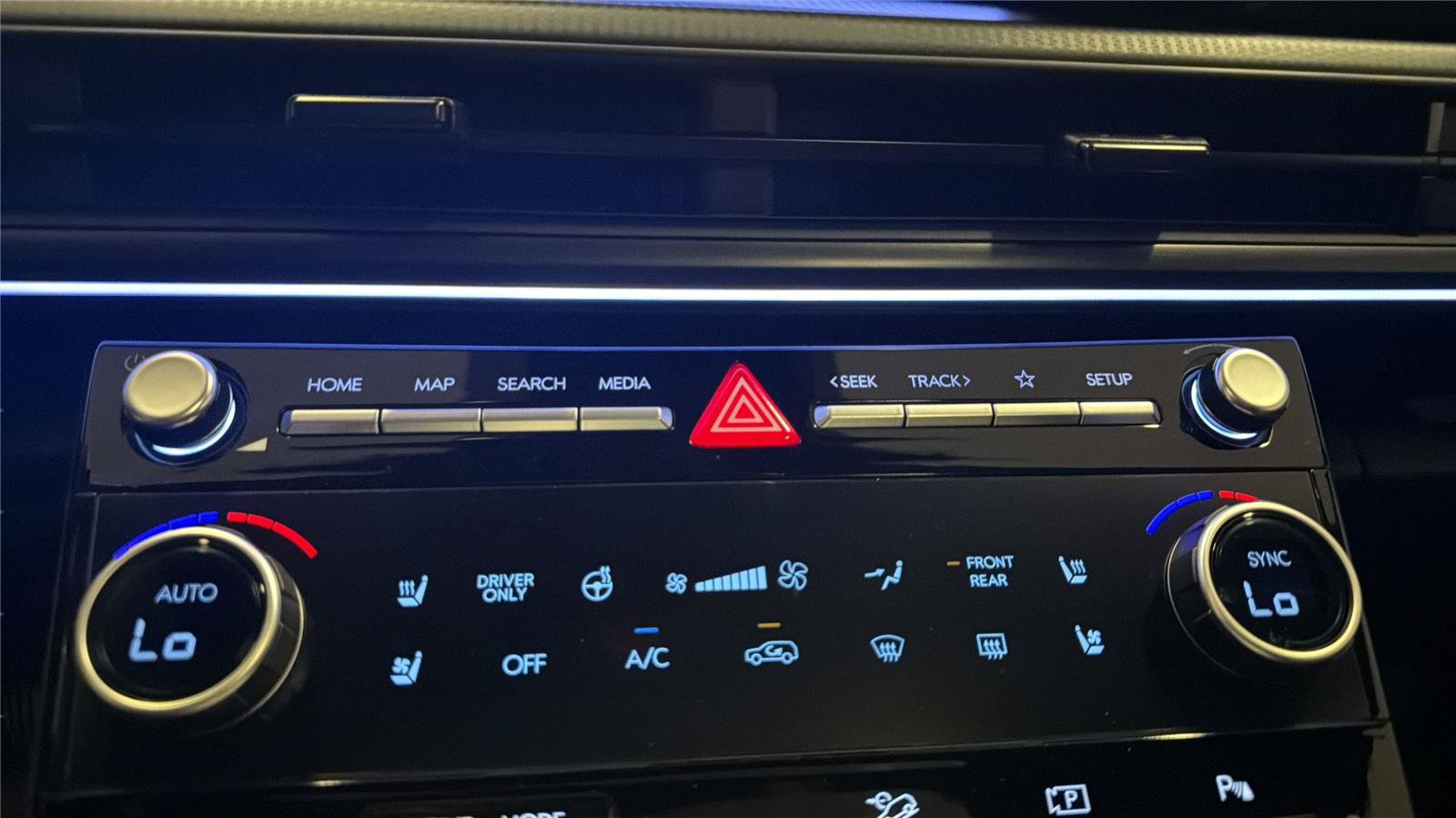 New 2026 Hyundai Santa Fe Calligraphy FWD image 18