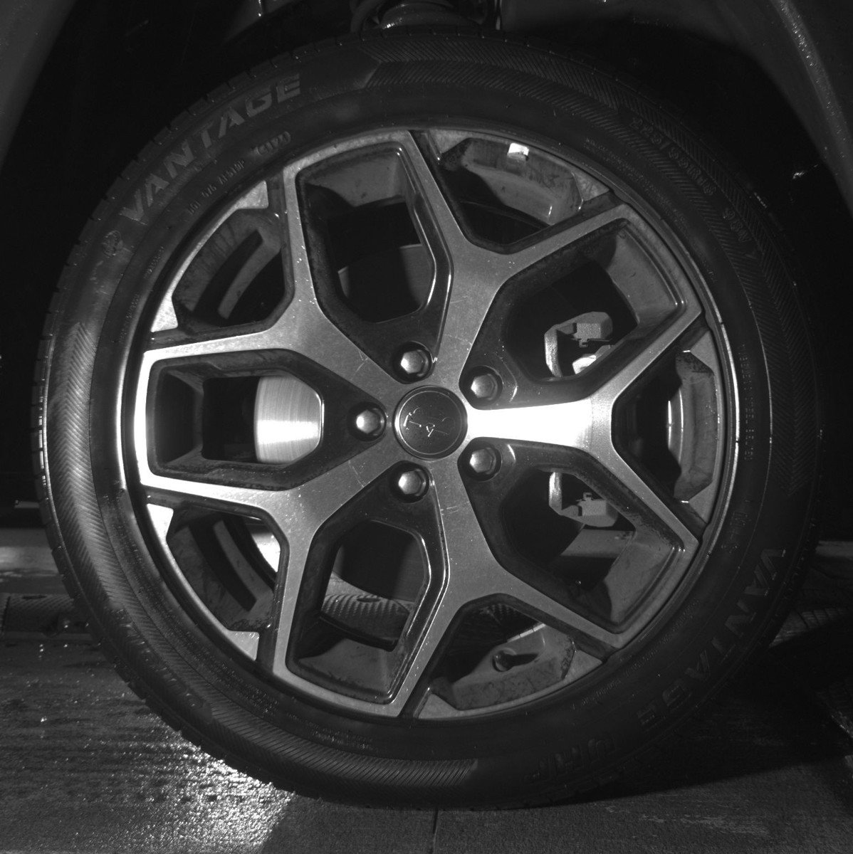 Used 2025 Jeep Compass Limited image 13