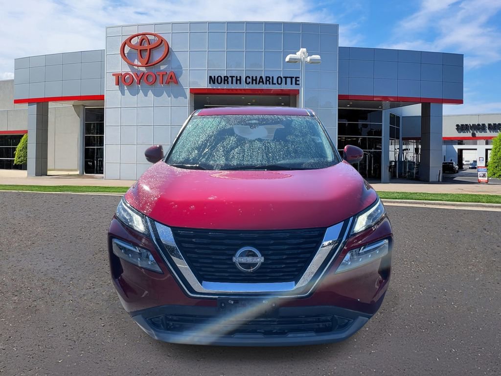 Used 2022 Nissan Rogue SV image 5