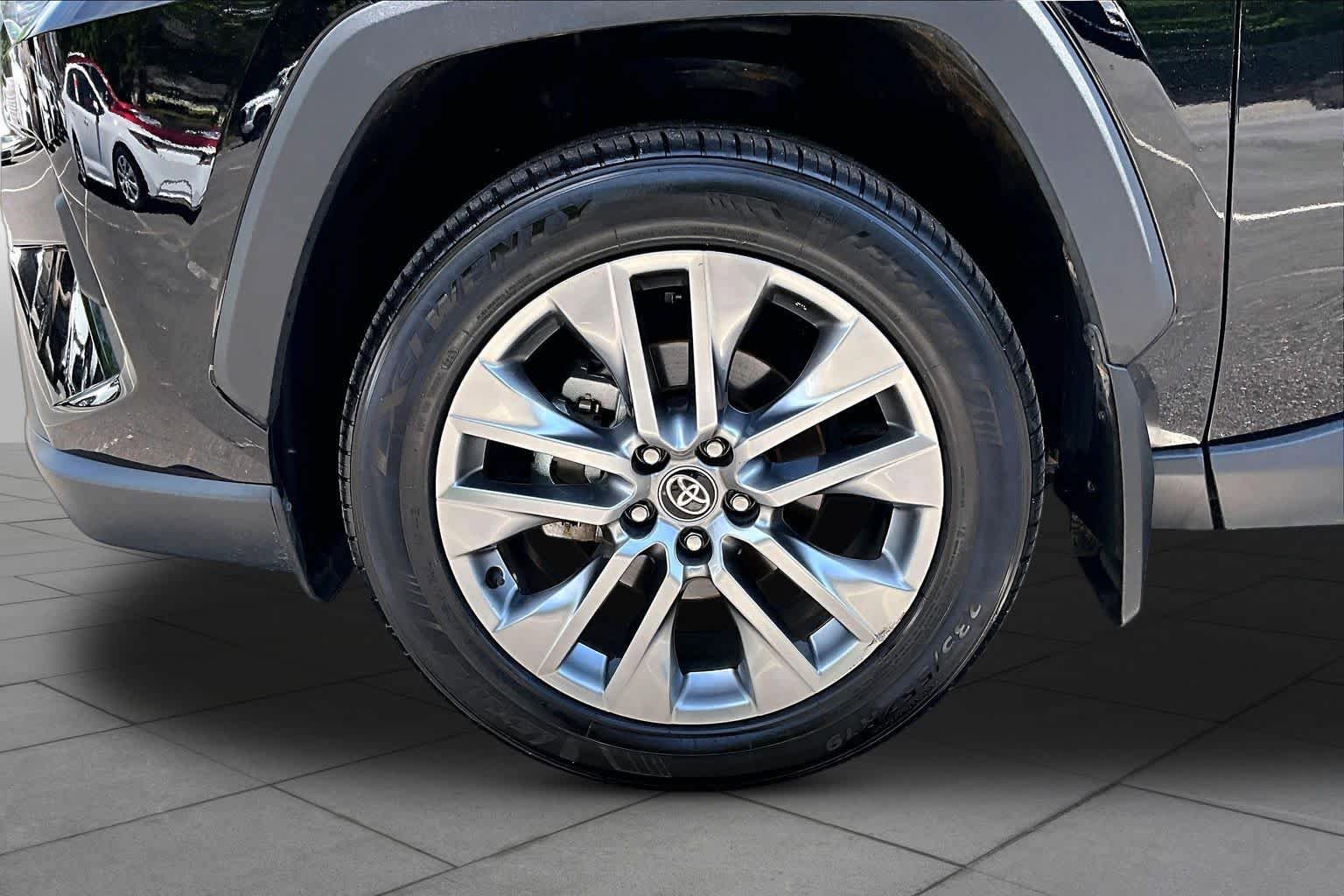 Certified 2025 Toyota RAV4 XLE Premium FWD image 11