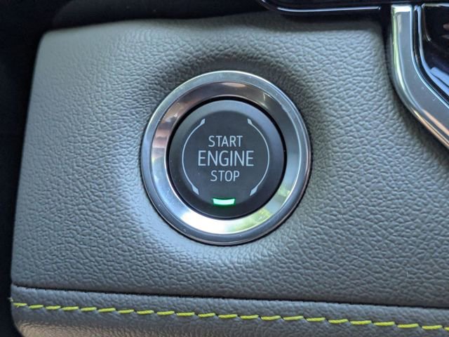 New 2026 Chevrolet Colorado ZR2 w/ Technology Package AWD/4WD image 23