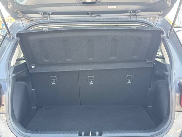 Used 2024 Hyundai Venue SEL FWD image 10