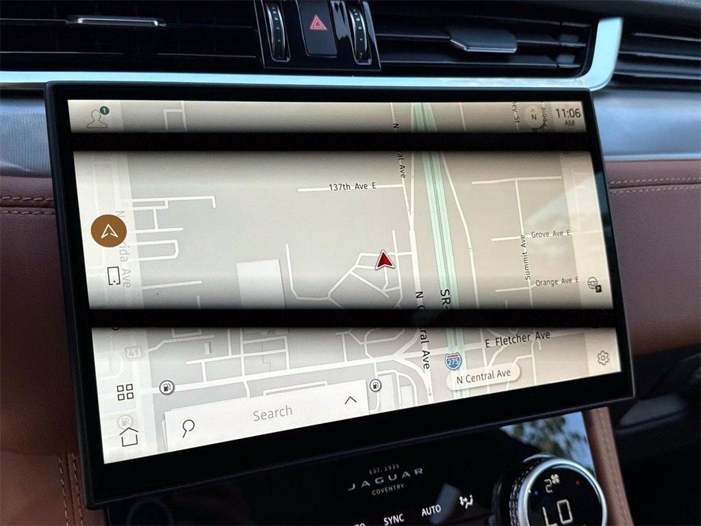 Used 2026 Jaguar F-PACE R-Dynamic S image 21