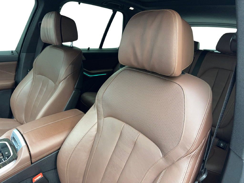 Used 2021 BMW X5 sDrive40i w/ M Sport Package RWD image 29