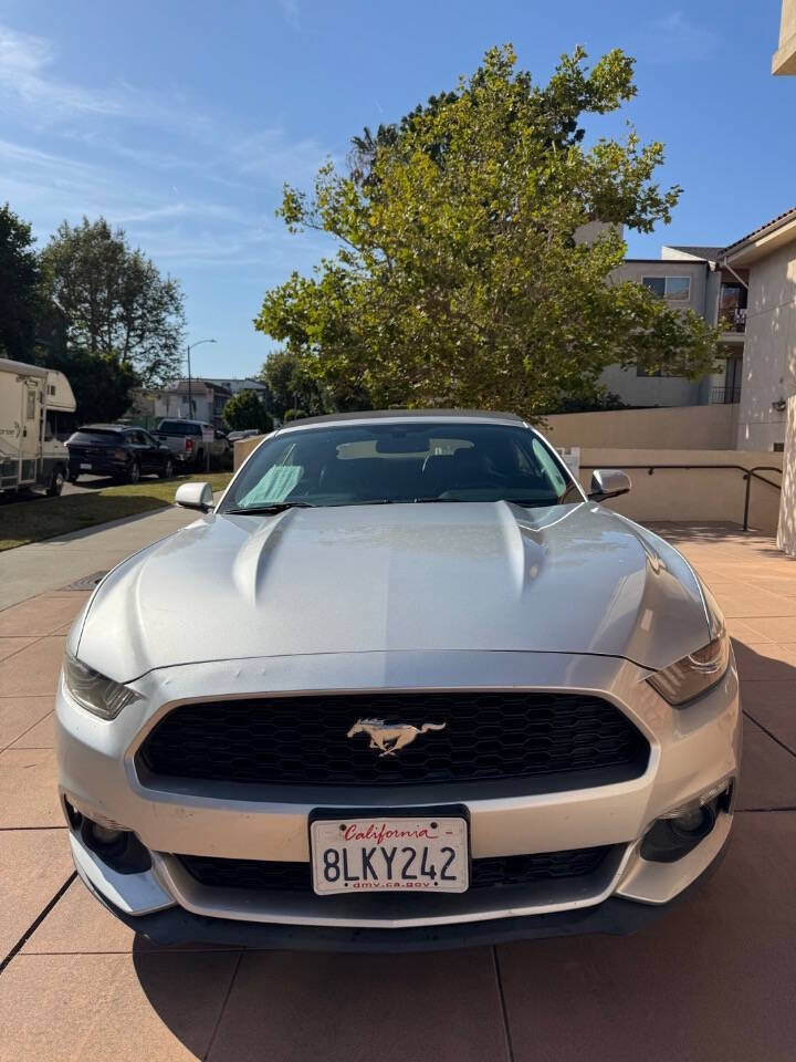 Used 2016 Ford Mustang Premium RWD image 5