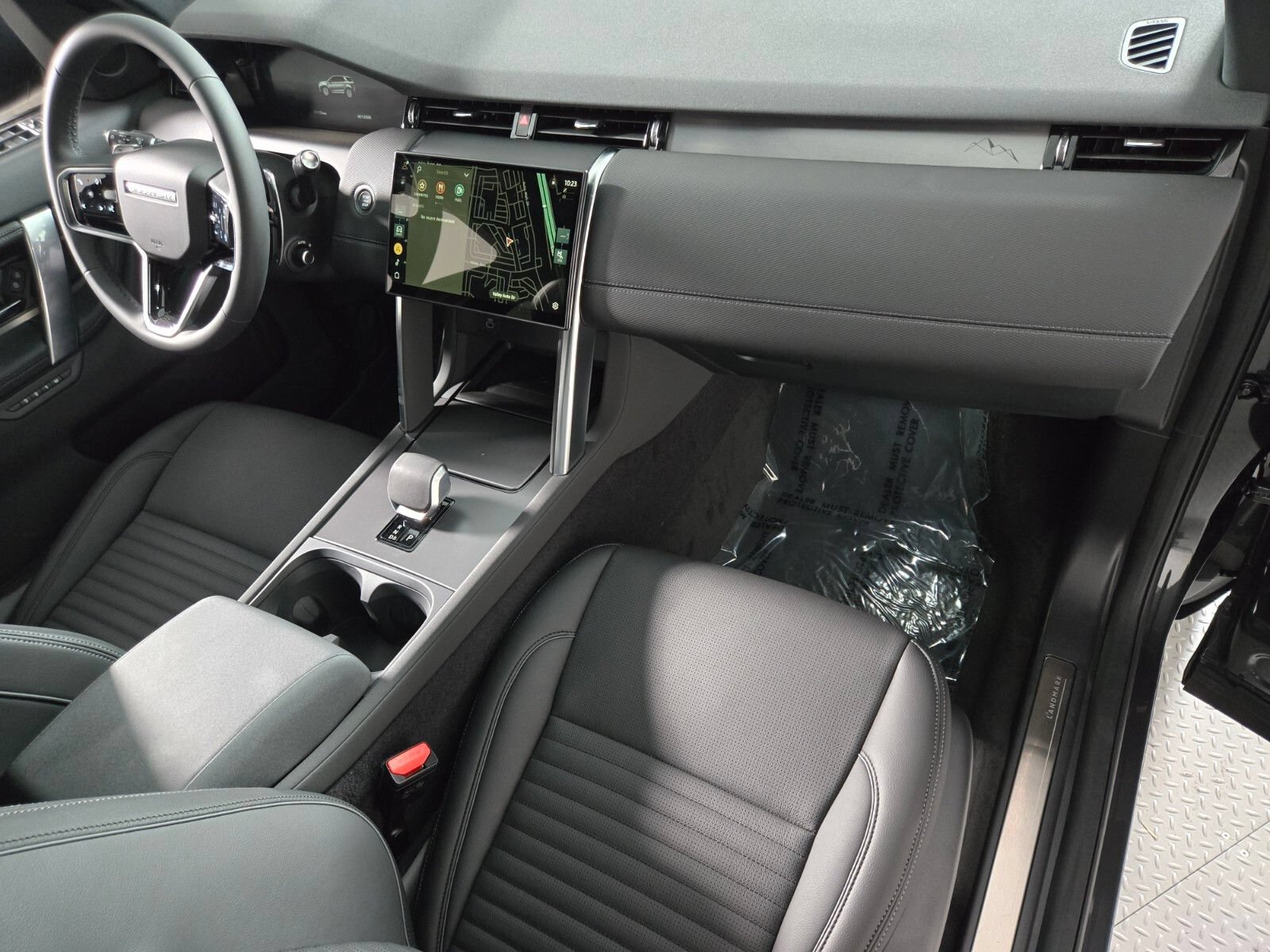 New 2026 Land Rover Discovery Sport Landmark AWD/4WD image 19