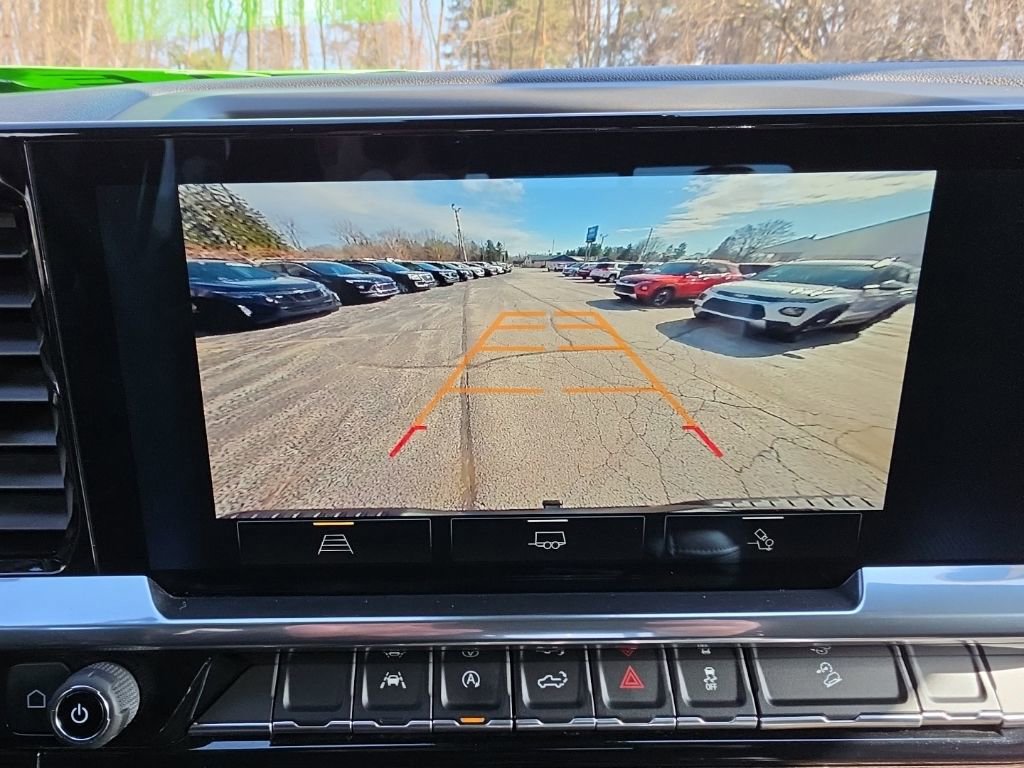 Used 2024 Chevrolet Silverado 1500 RST w/ Convenience Package II AWD/4WD image 18