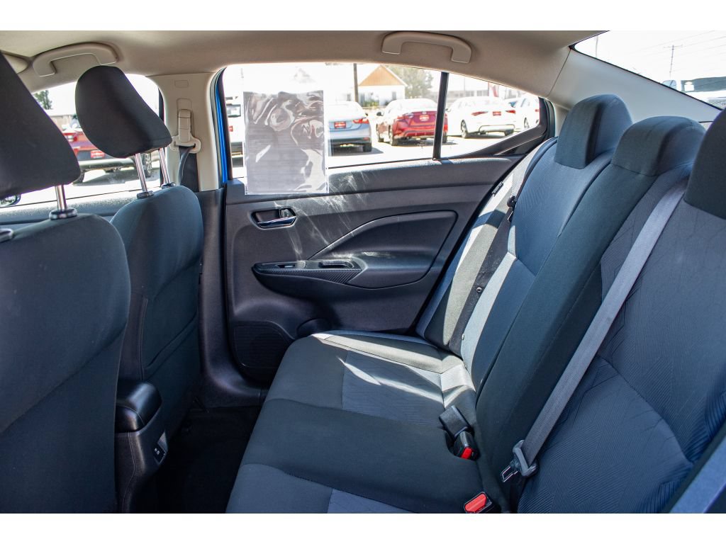 Used 2023 Nissan Versa SV FWD image 17