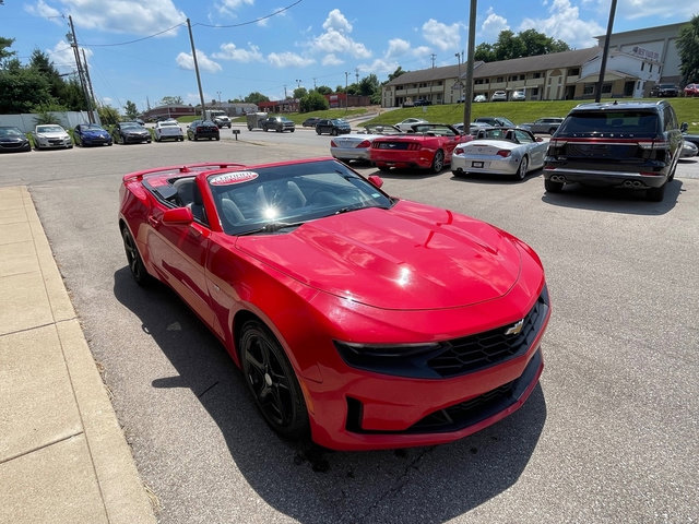 Used 2020 Chevrolet Camaro LT image 6