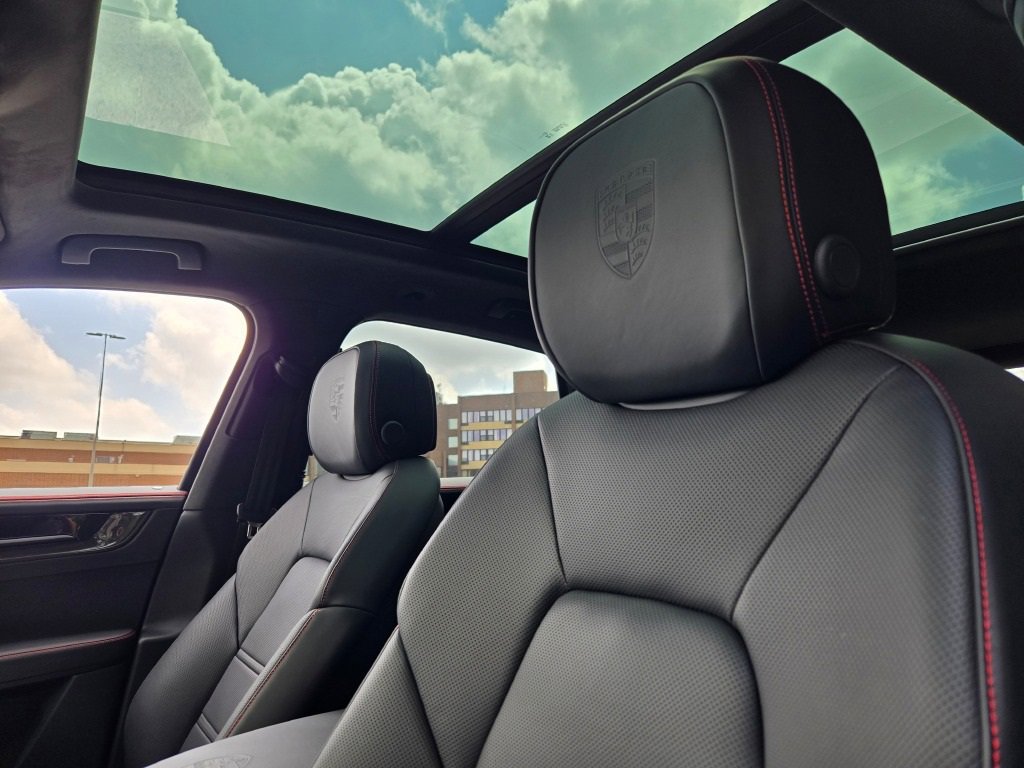 New 2025 Porsche Cayenne GTS image 20