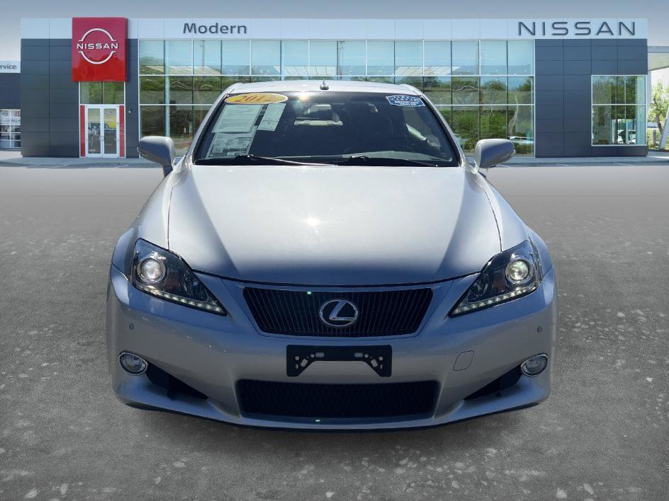 Used 2012 Lexus IS 250C w/ Luxury Pkg RWD image 2