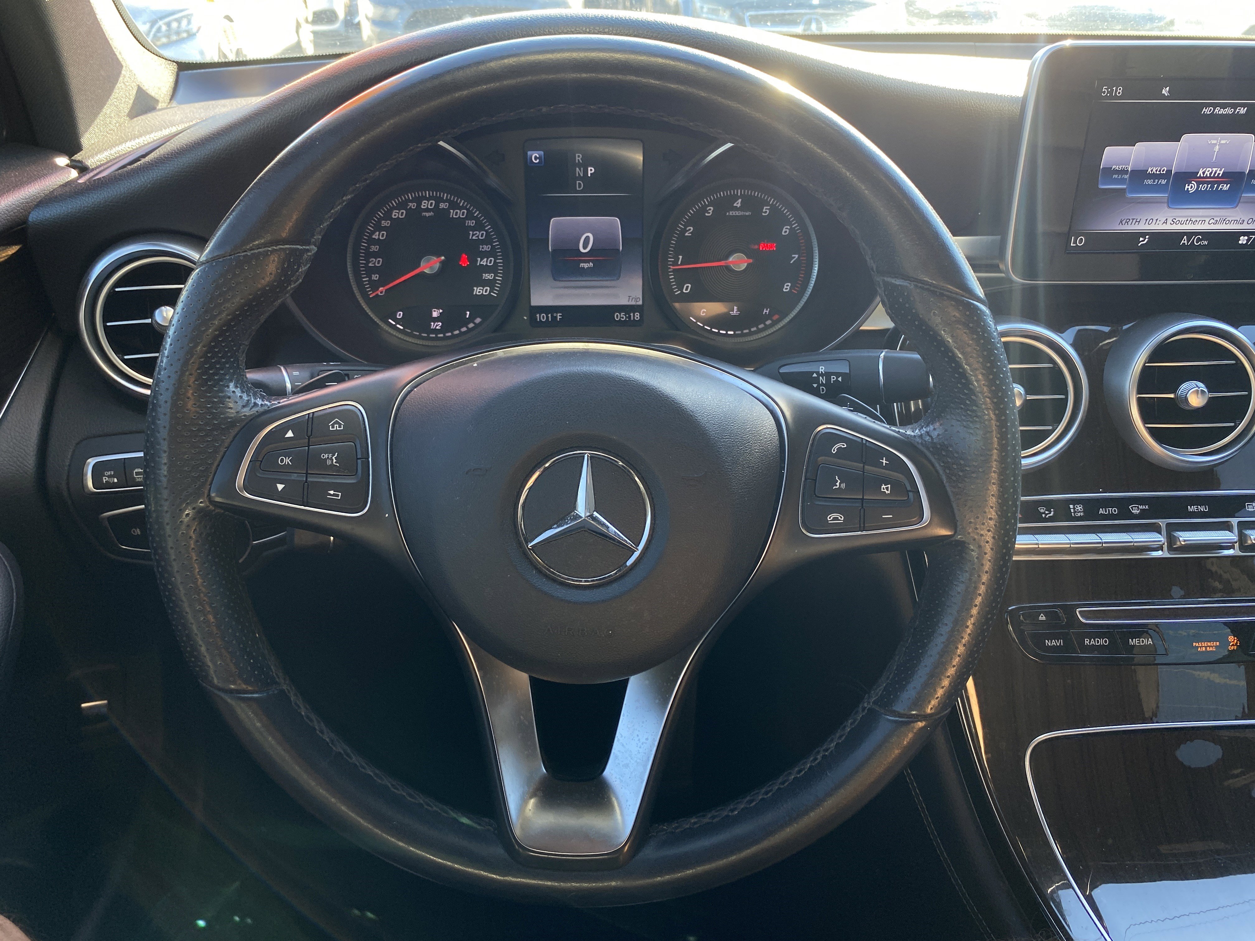 Used 2019 Mercedes-Benz GLC 300 w/ Parking Assistance Package image 11