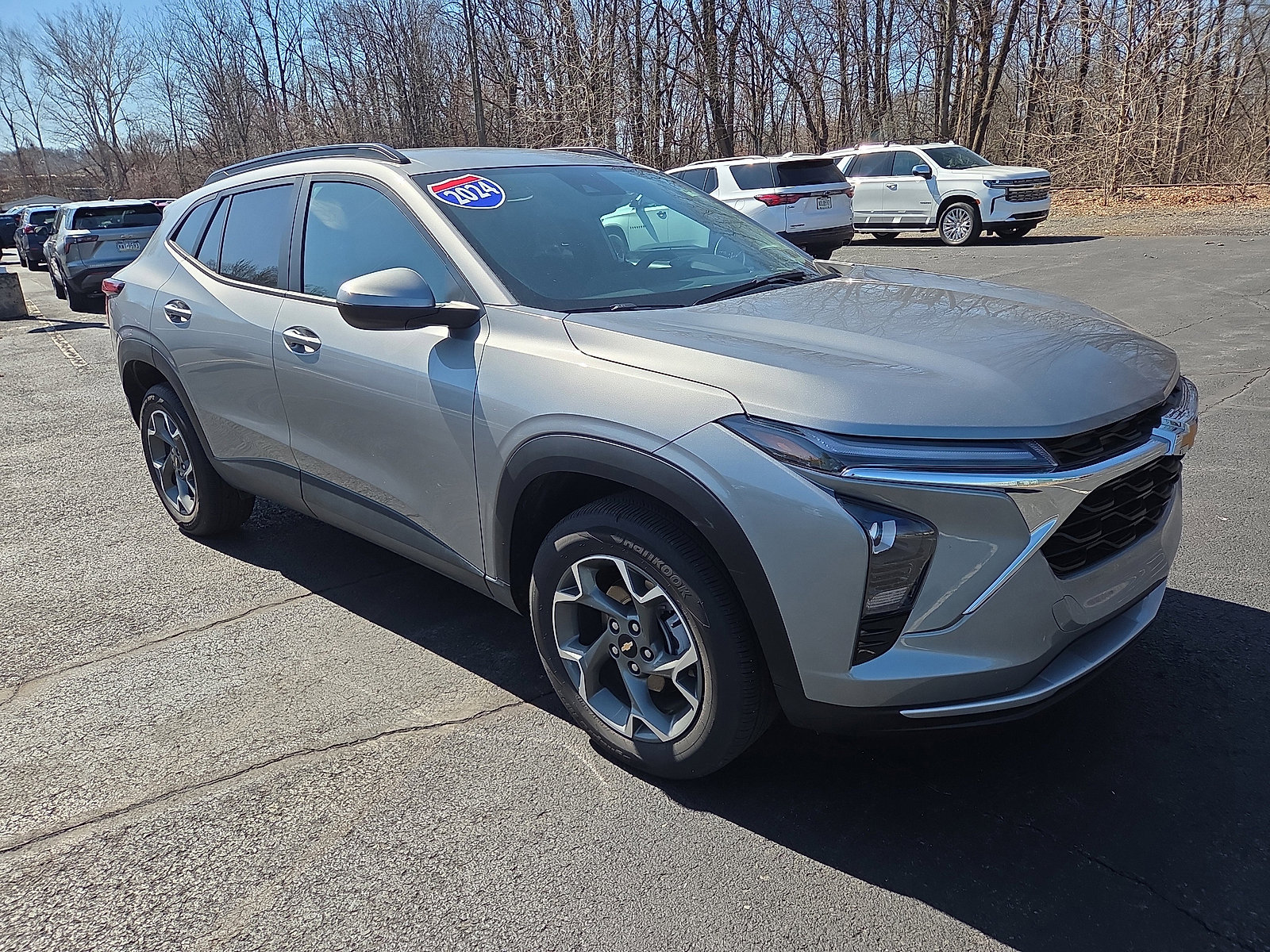 Certified 2024 Chevrolet Trax LT image 1