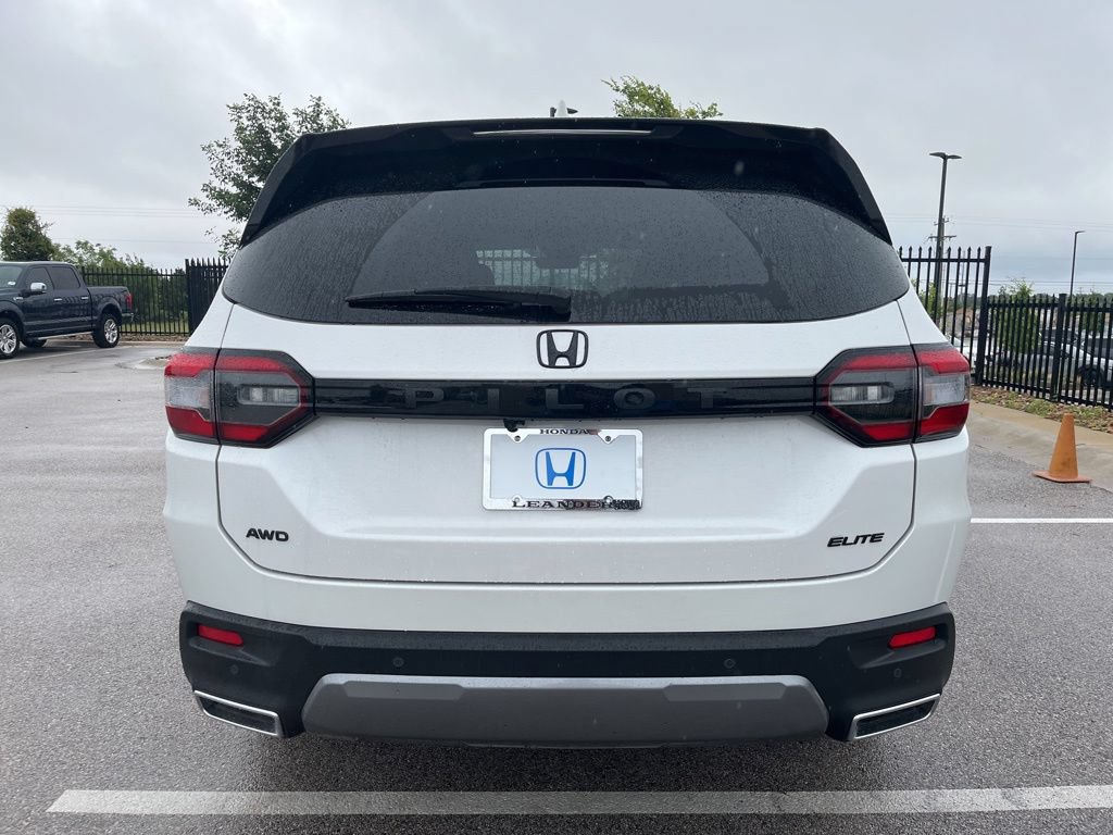 Certified 2026 Honda Pilot Elite image 5