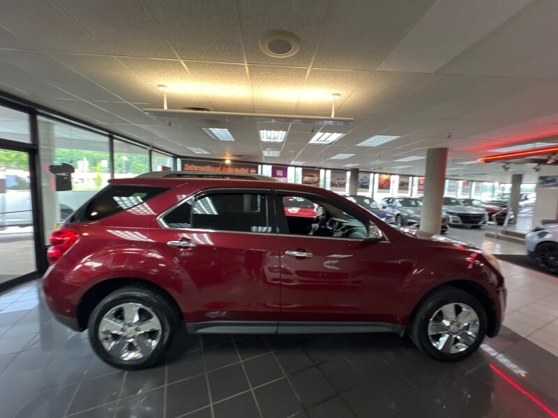 Used 2012 Chevrolet Equinox LTZ FWD image 4