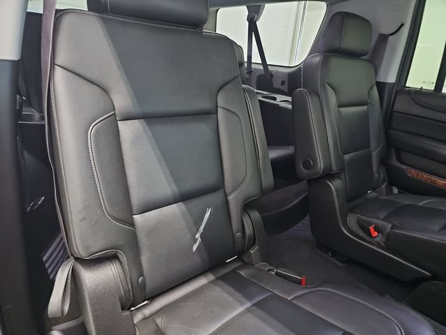 Used 2017 Chevrolet Suburban Premier AWD/4WD image 32