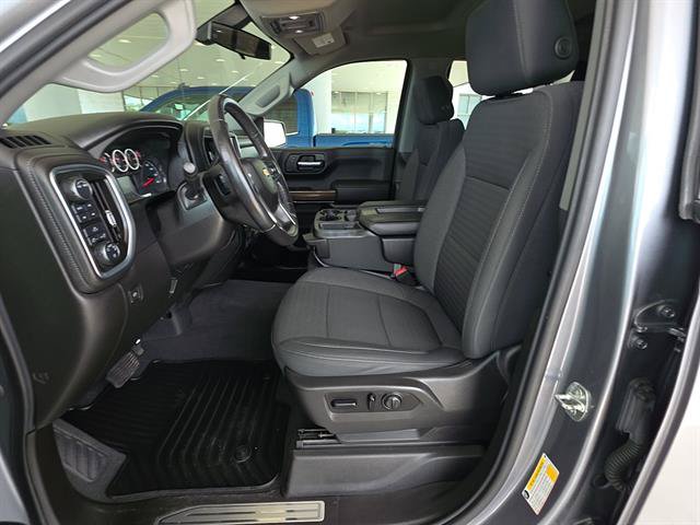 Used 2021 Chevrolet Silverado 1500 LT w/ Z71 Off-Road Package AWD/4WD image 9