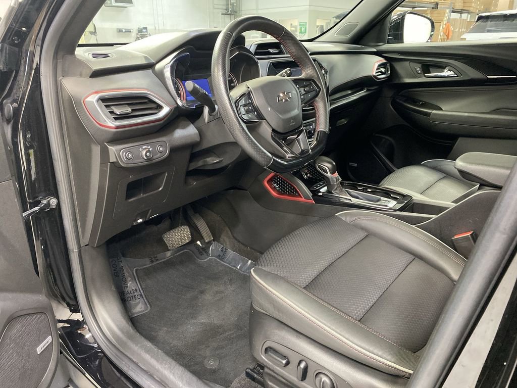 Certified 2022 Chevrolet TrailBlazer RS w/ Technology Package image 14
