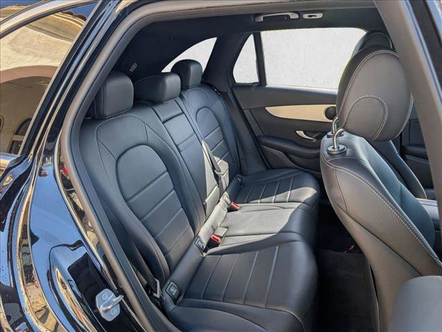 Used 2019 Mercedes-Benz GLC 350e 4MATIC image 20