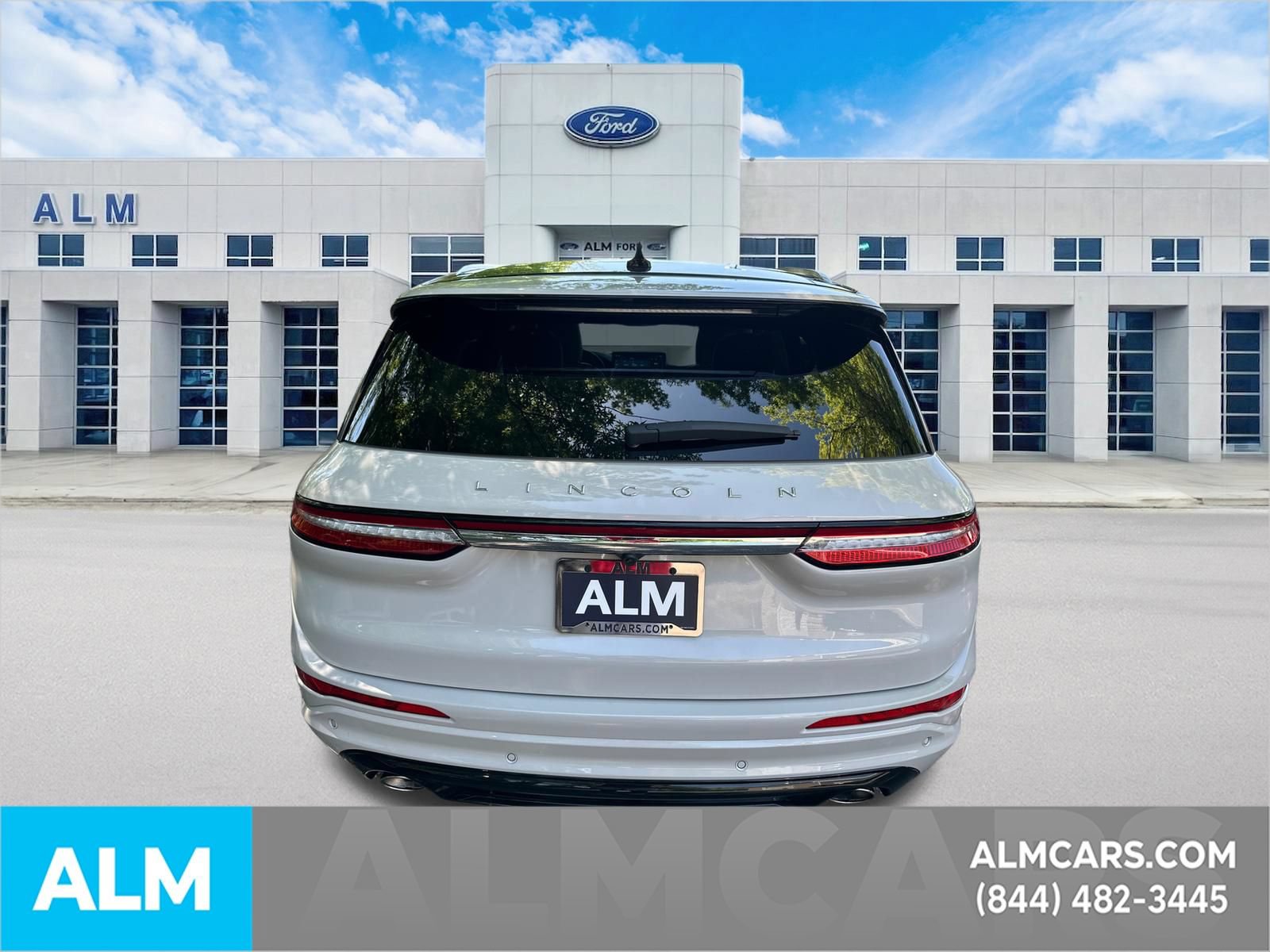 Used 2024 Lincoln Corsair Grand Touring AWD/4WD image 6