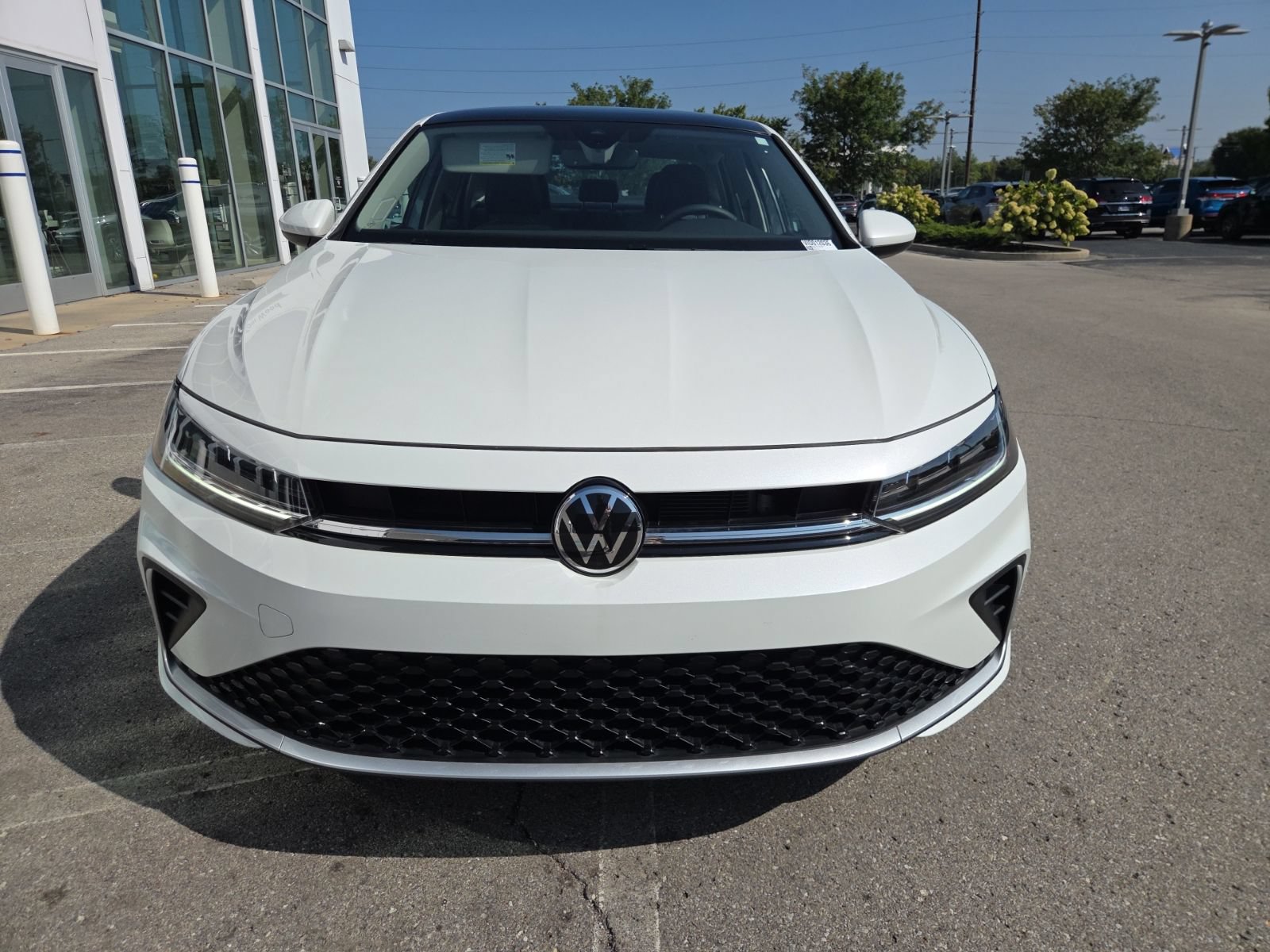 Used 2026 Volkswagen Jetta SE w/ Black Wheel Package FWD image 12
