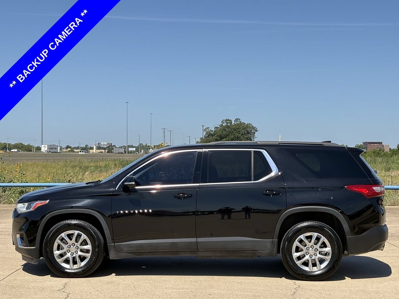 Used 2020 Chevrolet Traverse LT AWD/4WD image 3