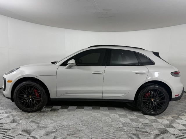 Used 2025 Porsche Macan S AWD/4WD image 3