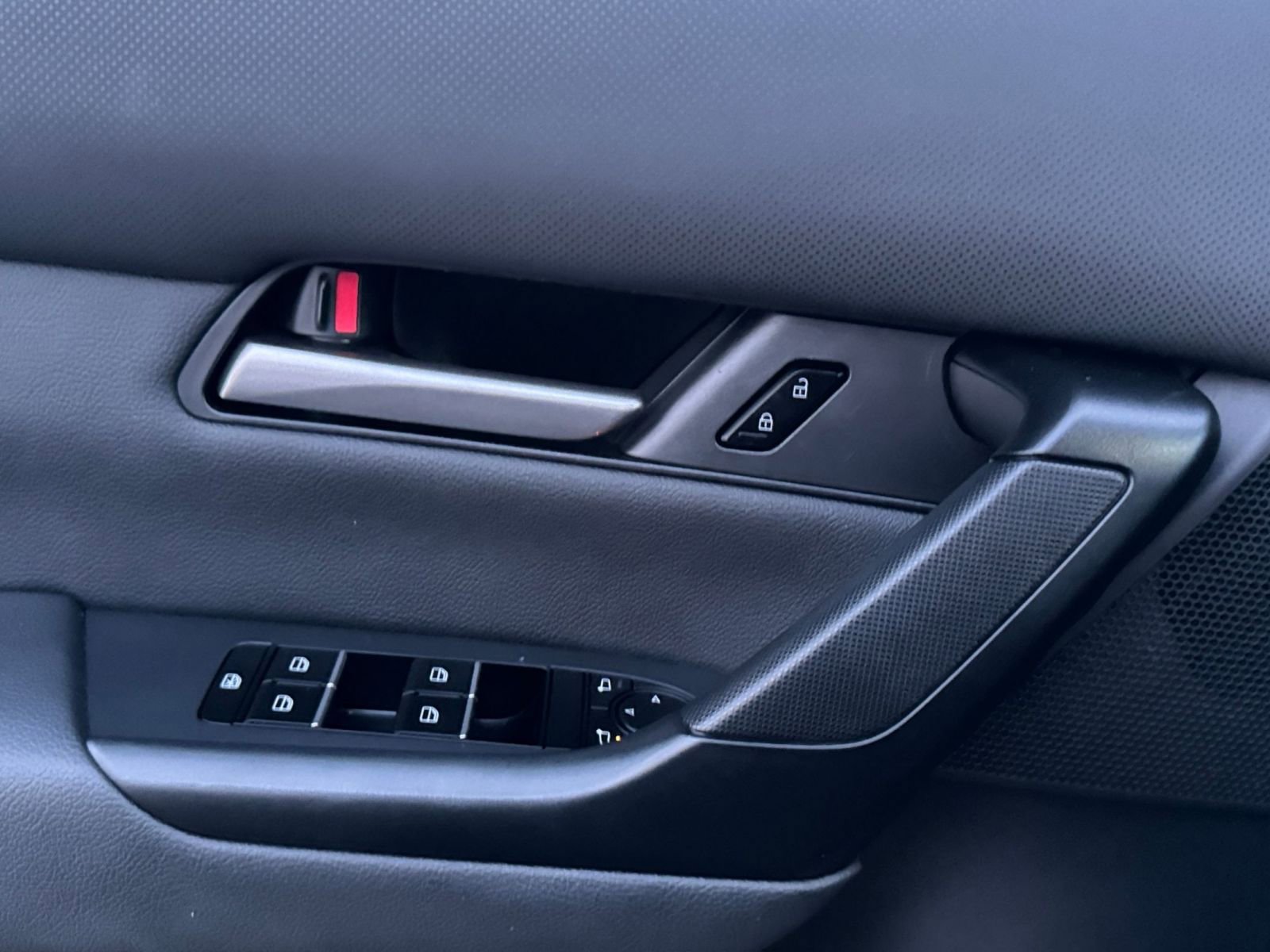 Used 2025 MAZDA CX-50 AWD 2.5 S w/ Select Package image 20