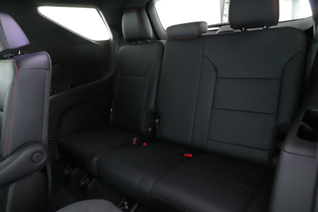 Used 2026 Chevrolet Traverse Z71 AWD/4WD image 27