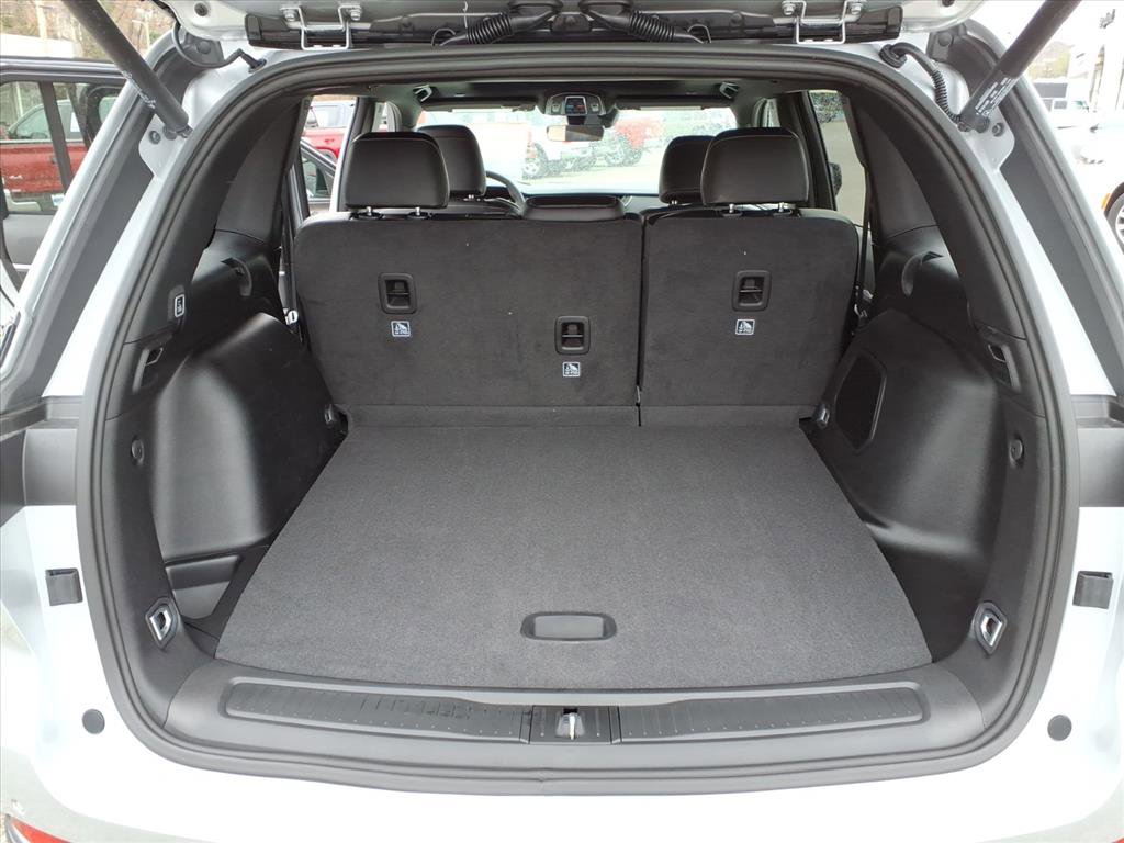 New 2026 Jeep Grand Cherokee Limited image 13