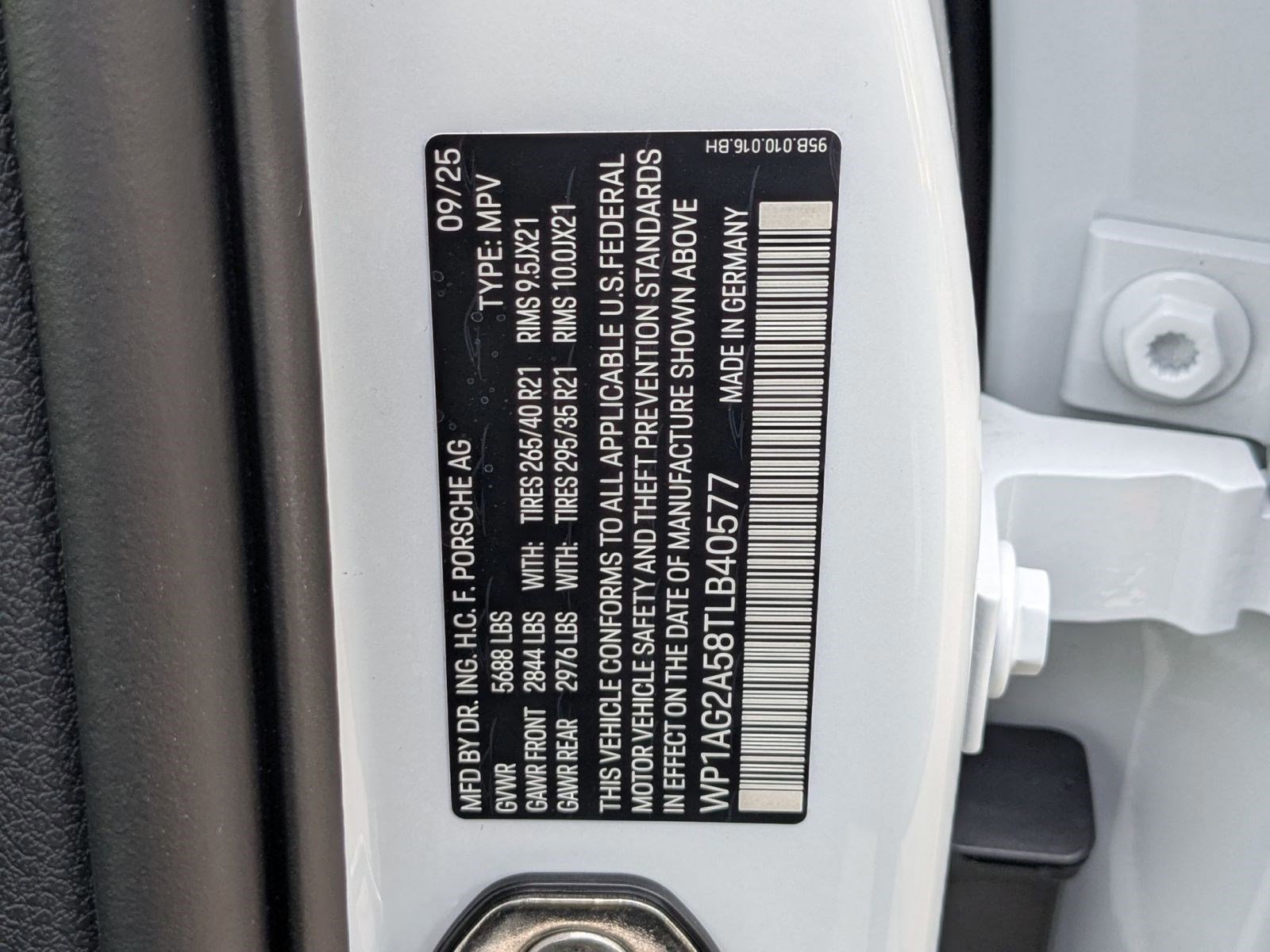 New 2026 Porsche Macan S image 30