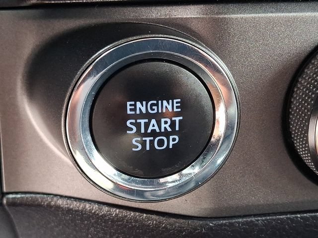 Certified 2017 Toyota Tacoma TRD Sport w/ Premium & Technology Package AWD/4WD image 30
