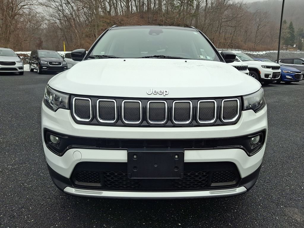 Used 2022 Jeep Compass Limited image 5