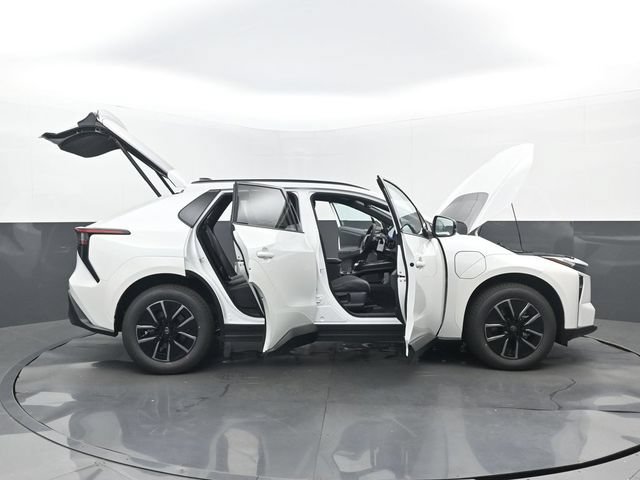 New 2026 Toyota bZ FWD image 31