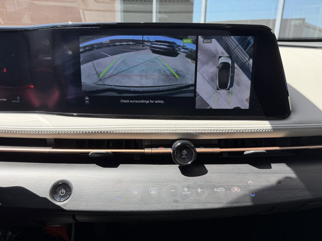 Used 2024 Nissan Ariya FWD image 19